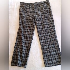 Terra & Sky Women's Plaid Trousers in Black and Gray